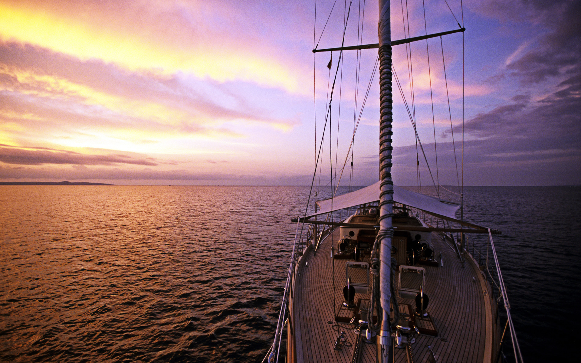 яхтами, море, природа