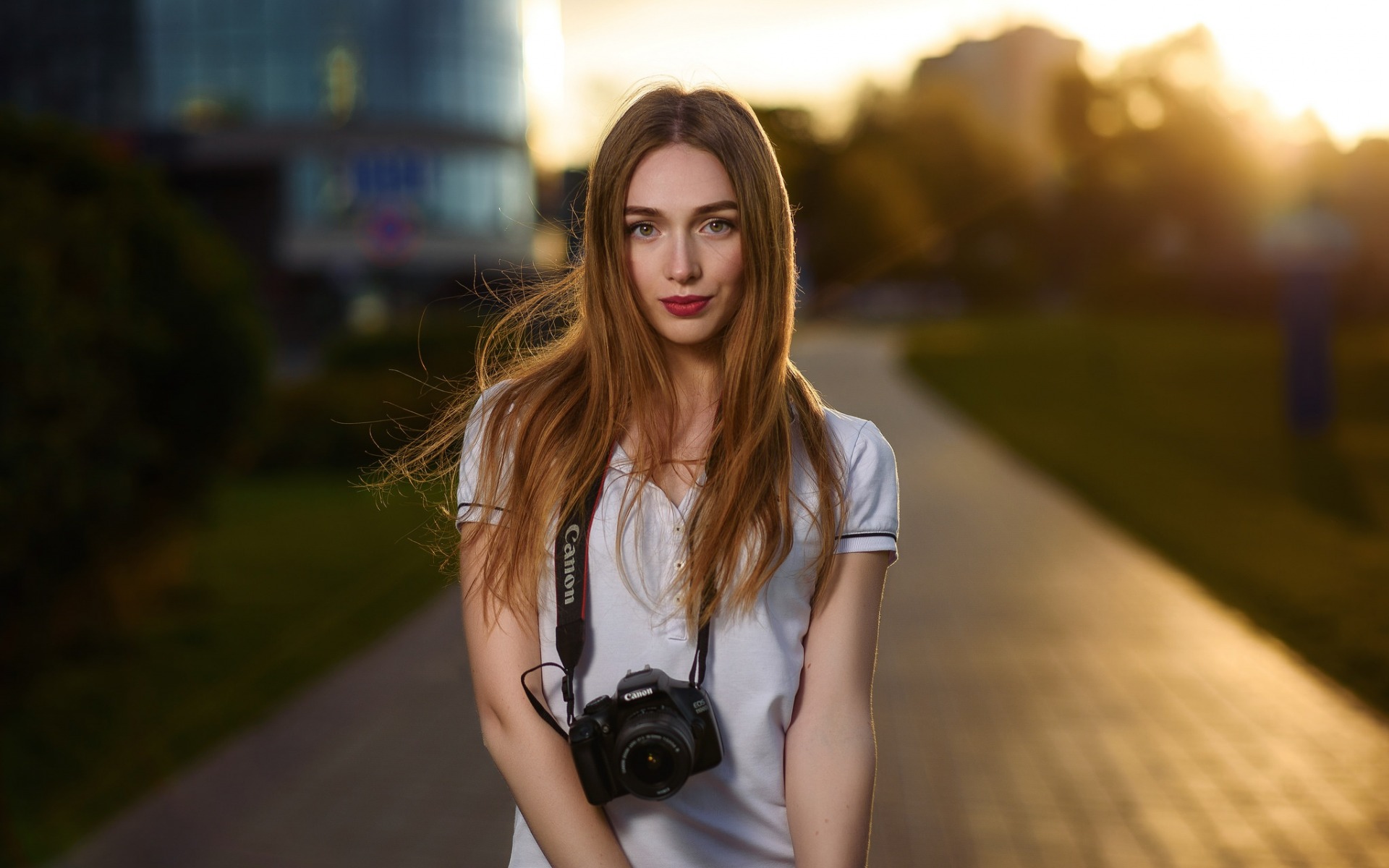 живые, живые