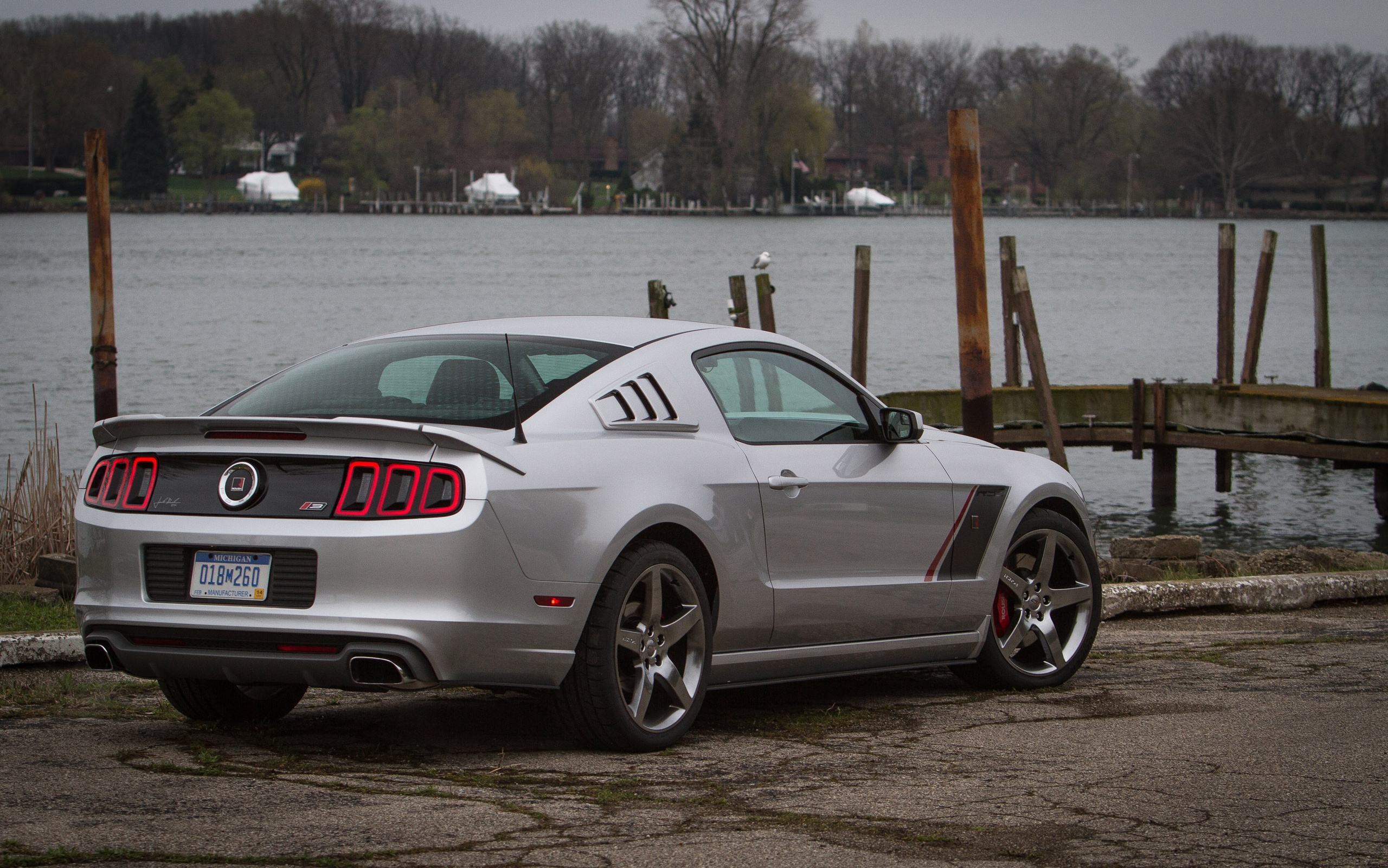 roush, mustang, ford Номер 57519 Разрешение 2560x1600