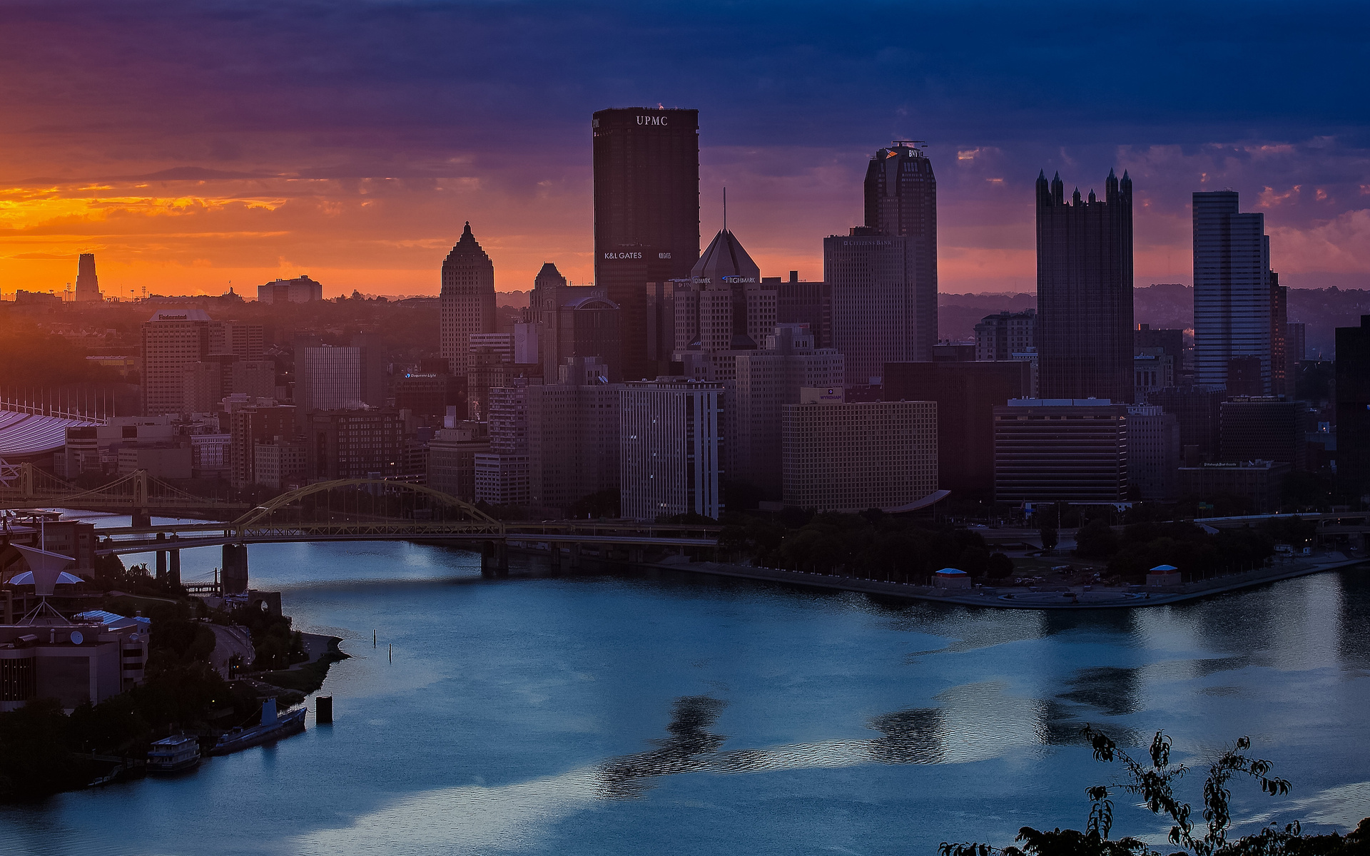 pittsburgh, macbook, skyline