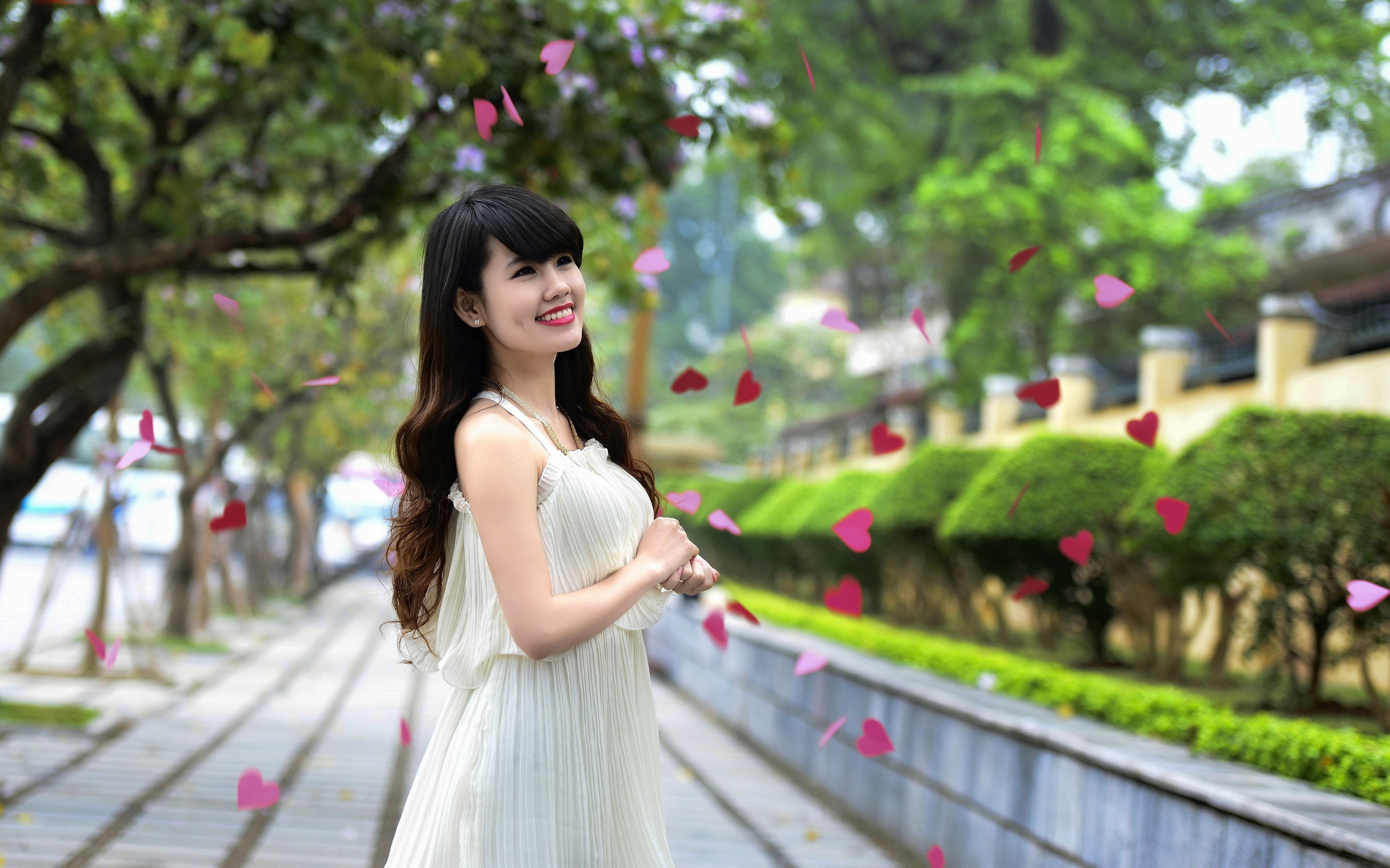 сексуальный, узкий