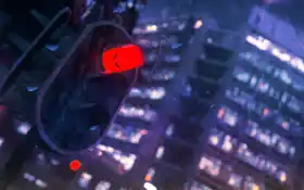 город, монитор, два