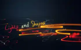 женская фотография уличного фонаря и знака магазина с красным стоп-сигналом