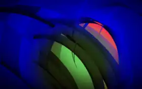 ярко окрашенная абстрактная фотография изогнутого здания с часами