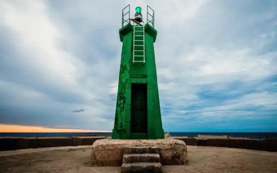 маяк, изолированный