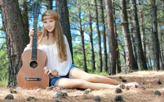 девушка, лес, гитара