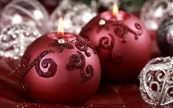 свечи, праздник, год, новый, макро, шарик, блестки, украшения, красный, серебряный, игрушки, горящие, 