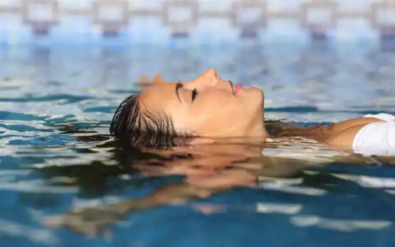 flotando, agua, mujer, верх, piscina, imágenes,fotos, archivo, una,