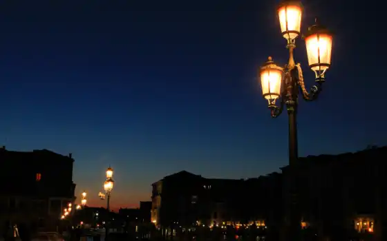 фонарик, город, ночь
