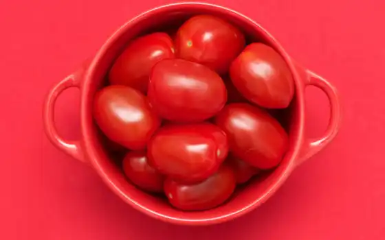 помидоры, много
