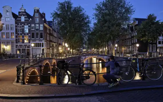 amsterdam, canal, emperor