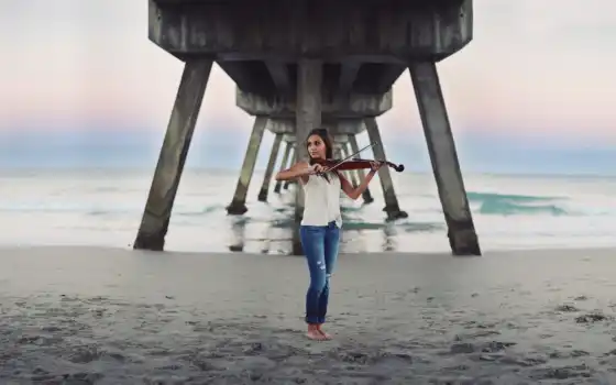 девушка, море, стоит, играет, скрипке, 