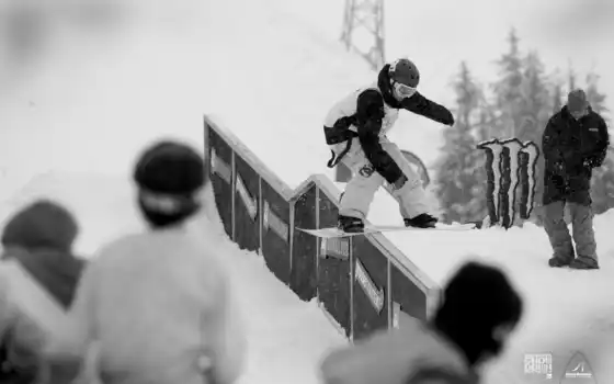 спорт, сноубординг, сноуборд, спуск, адреналин, экстрим, белое, парни, чёрно, соревнования, 